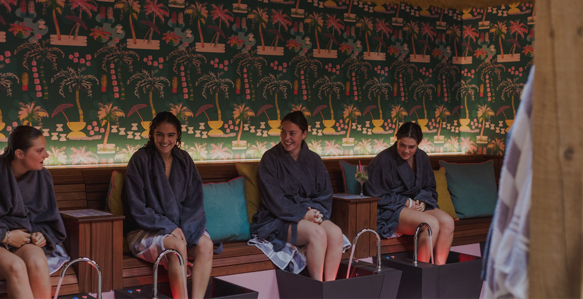 Foot spas at FFOLKESPA 