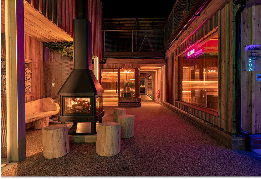 FFOLKESPA at night 