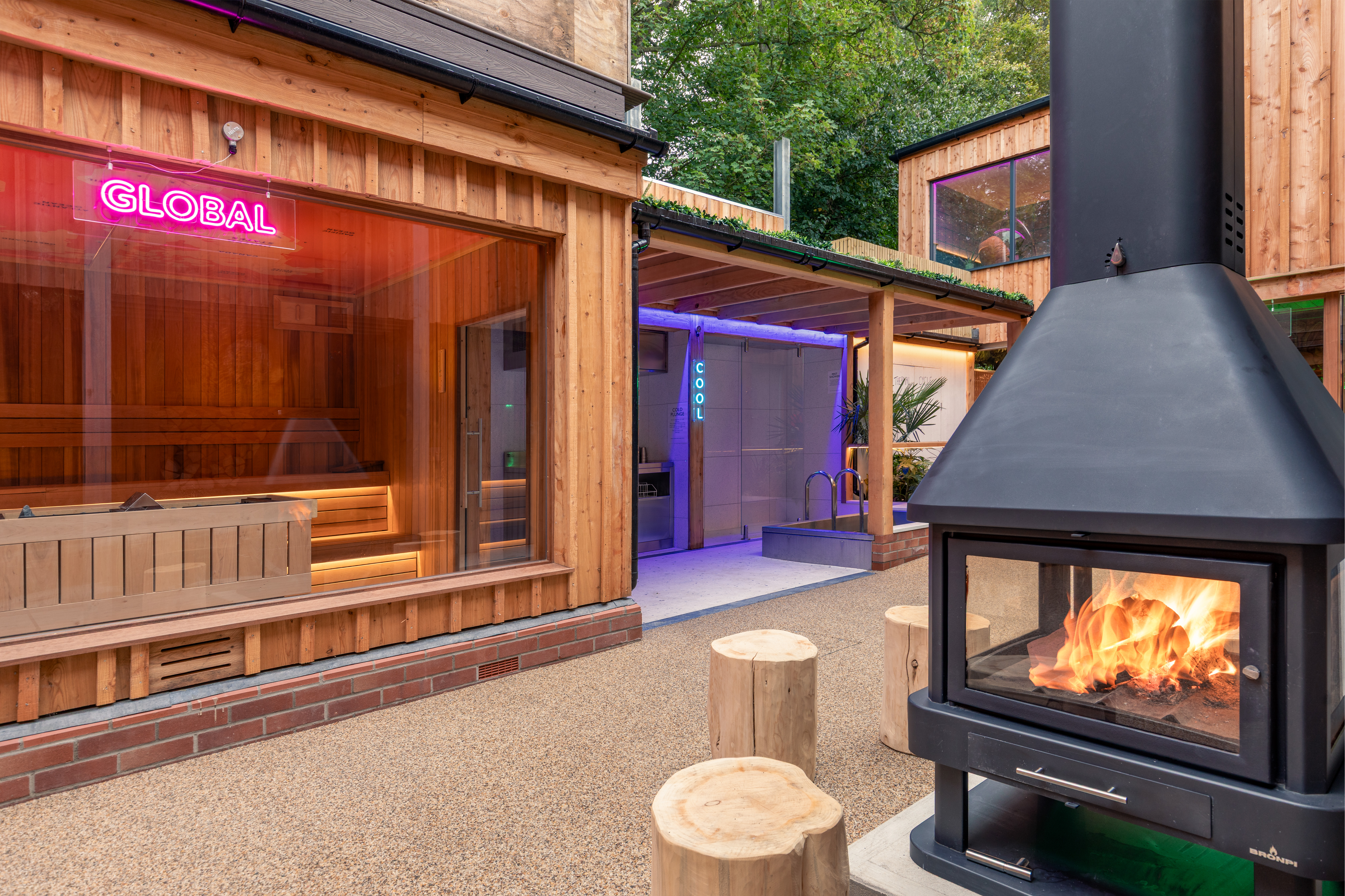 Sauna Courtyard 
