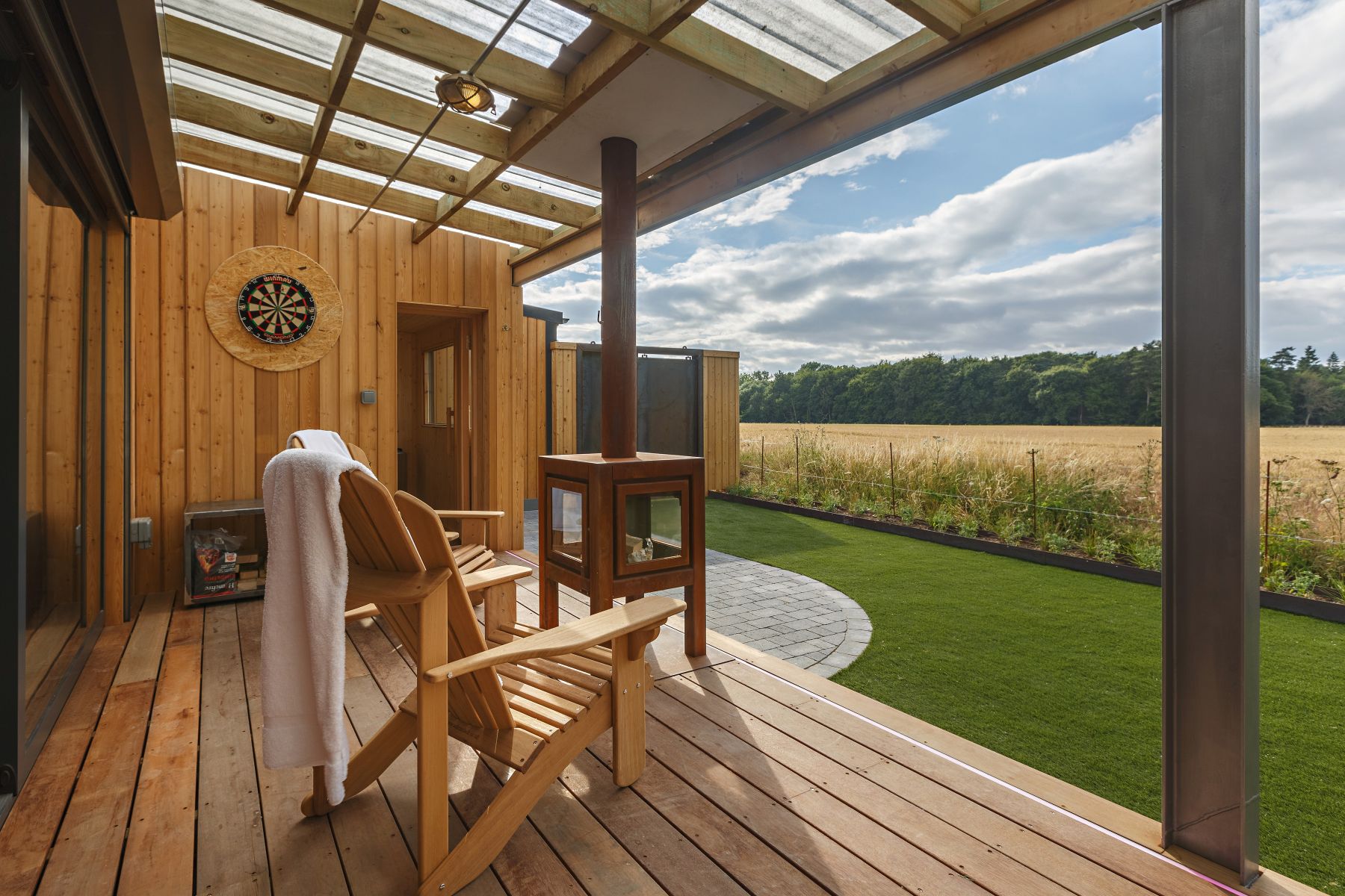 Spa Cabin courtyard 